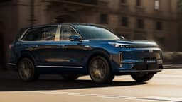 Li Auto L9, в сторону. В Россию приедет флагманский гибридный кроссовер Geely Galaxy M9: 870 л.с., полный привод, полноуправляемое шасси и 30-дюймовый экран